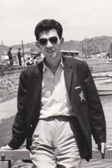 K. Motomitsu