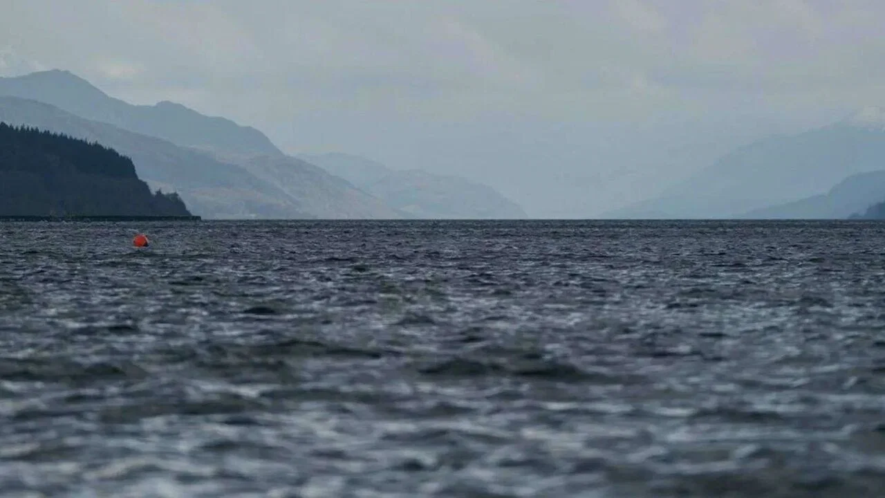 Couverture de Mysteries of... Loch Ness